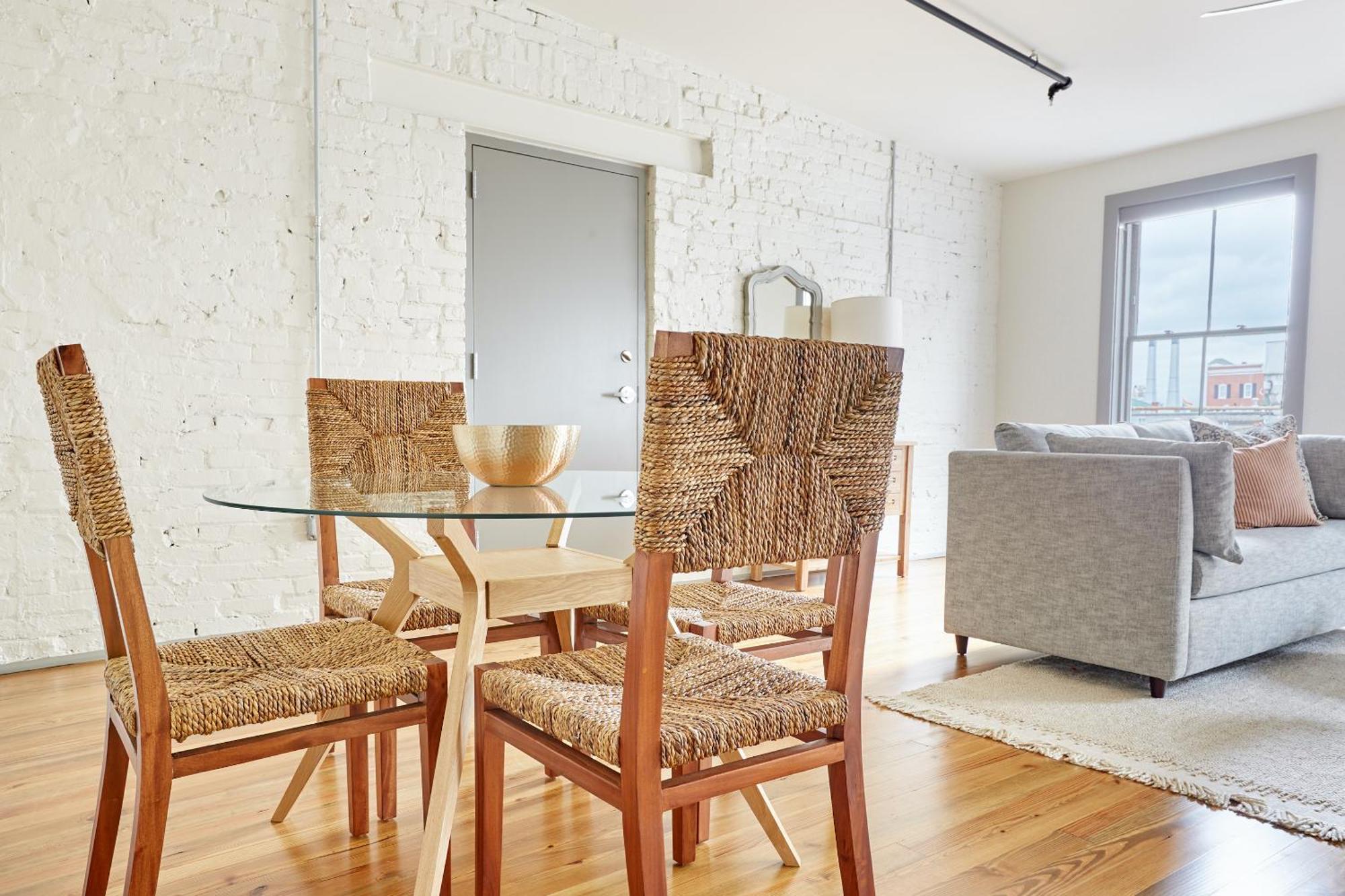 Sonder By Marriott Bonvoy The Broughton Apartments Historic District Savannah Room photo