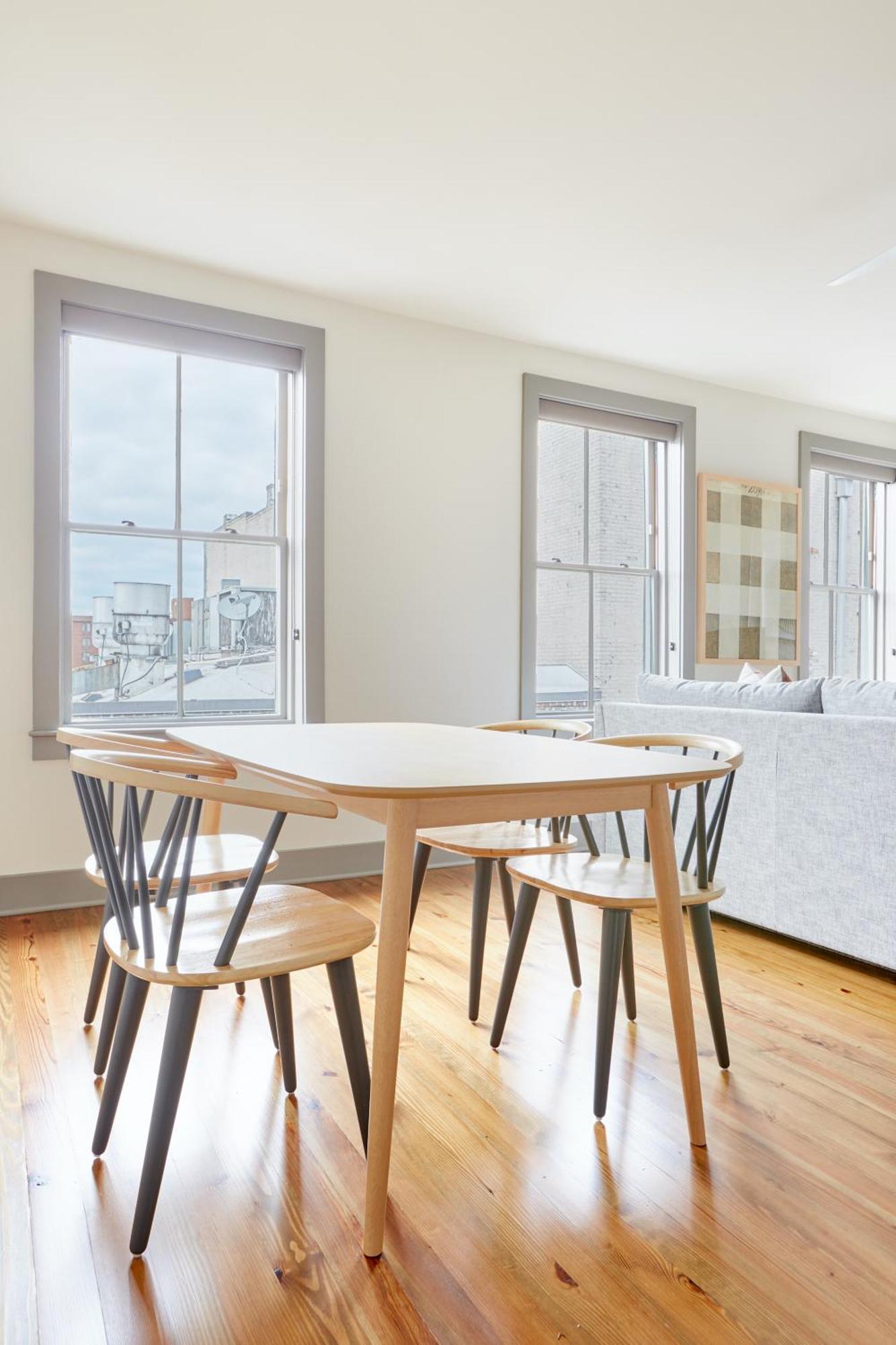 Sonder By Marriott Bonvoy The Broughton Apartments Historic District Savannah Room photo